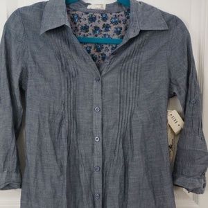 NWT 2 Look Amazing by Ali & Kris top